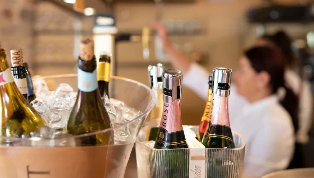 Immagine: i vini e i cavas più esclusivi in ​​questo ristorante