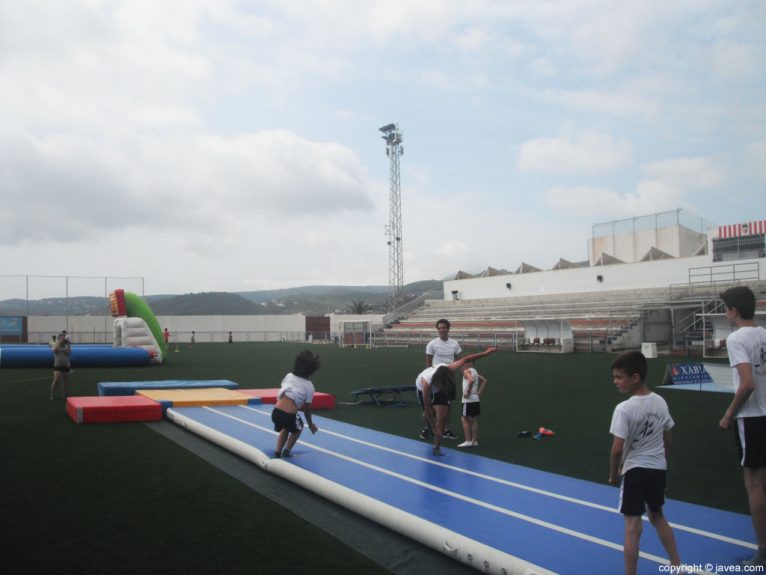 Actividades deportivas en el Día de l'Esport de Xàbia