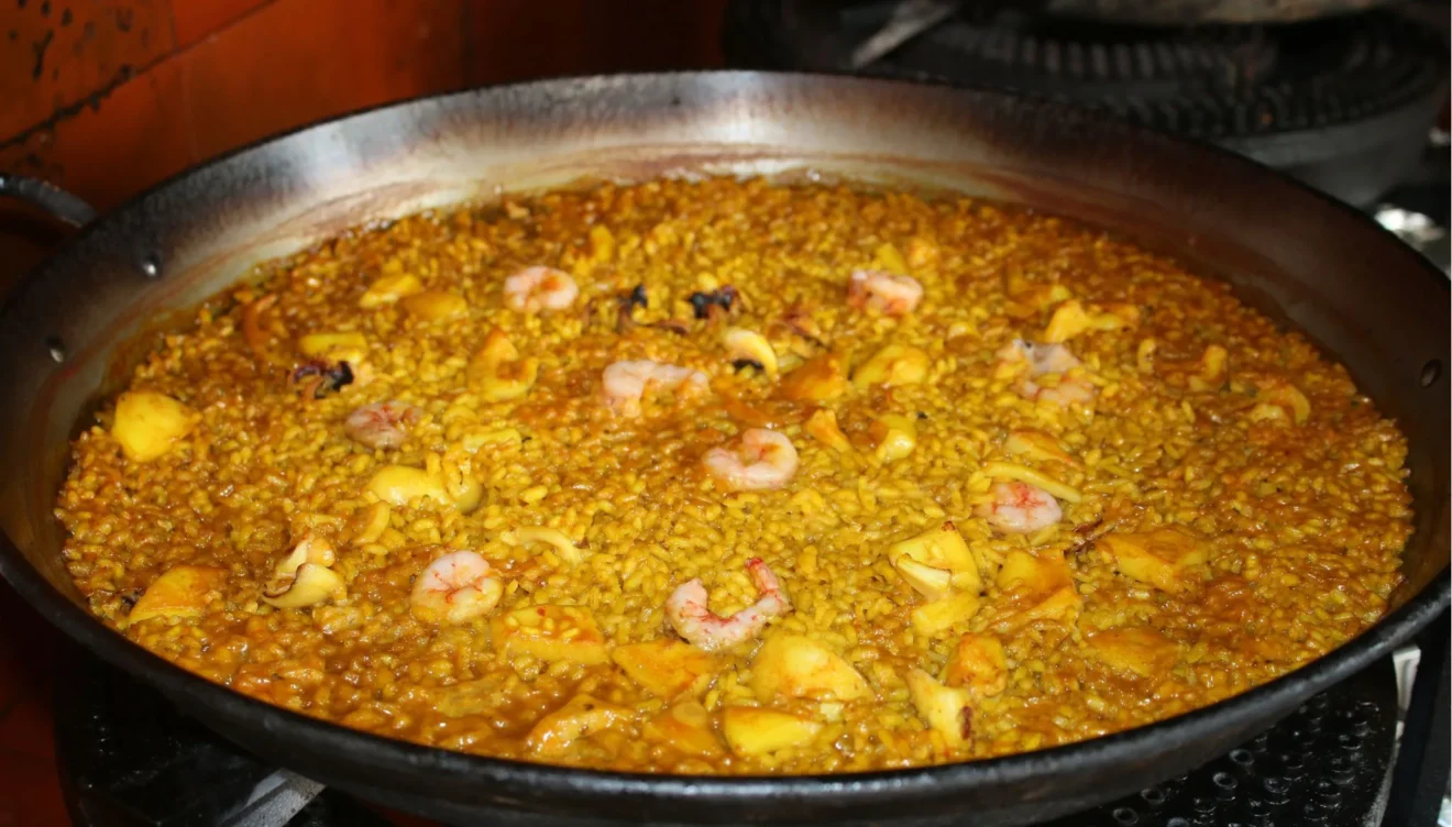 Cocina con productos locales