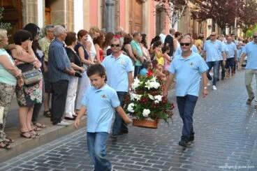 Detalle floral de la Asociación de Moros y Cristianos de Xàbia