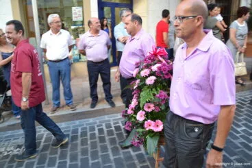 Detalle floral de la Cofradía del Nazareno