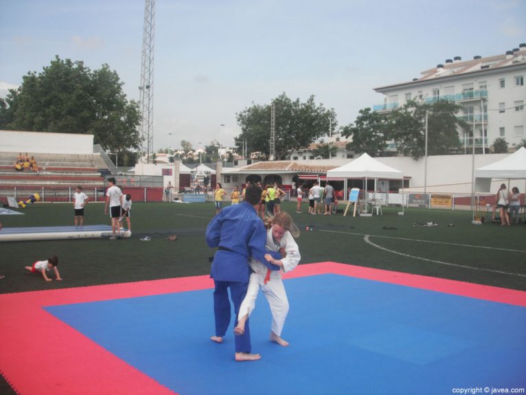 Karate en el Dái de l'Esport de Xàbia