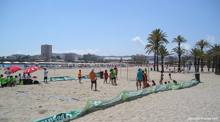 Playa del Arenal en junio