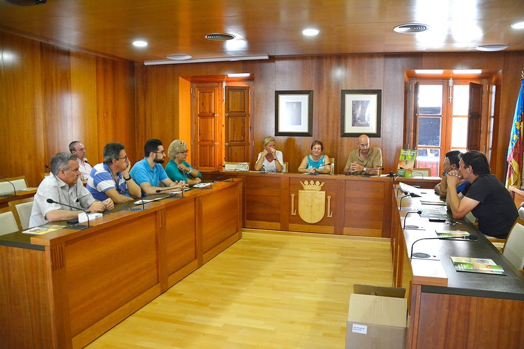 Reunión informativa sobre el mosquito tigre