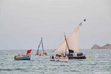 Barca moras preparando el desembarco