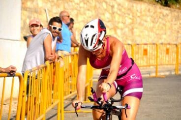 Cristina Roselló en el segmento ciclista