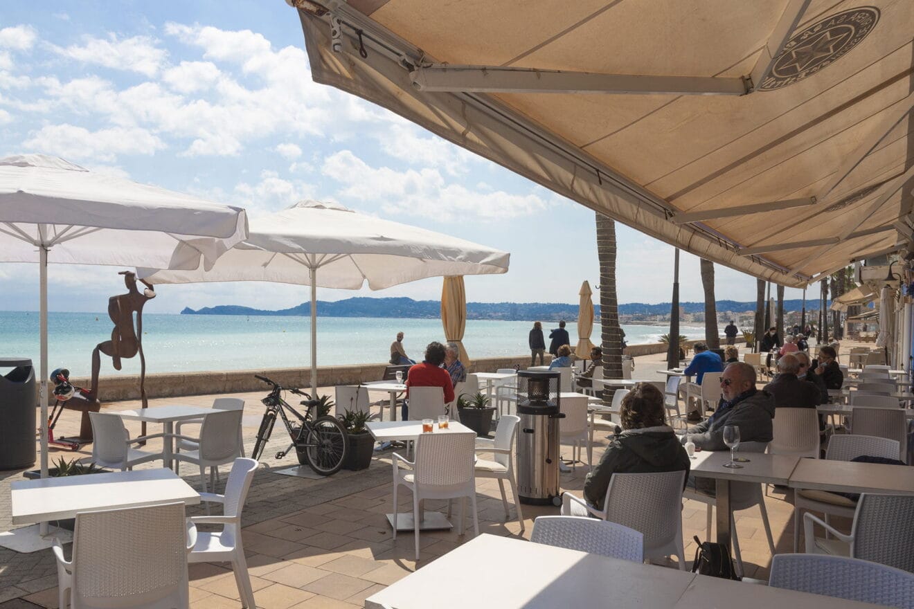 Terraza con vistas en Restaurante Noray