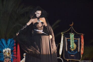 Guerrera gigante mora