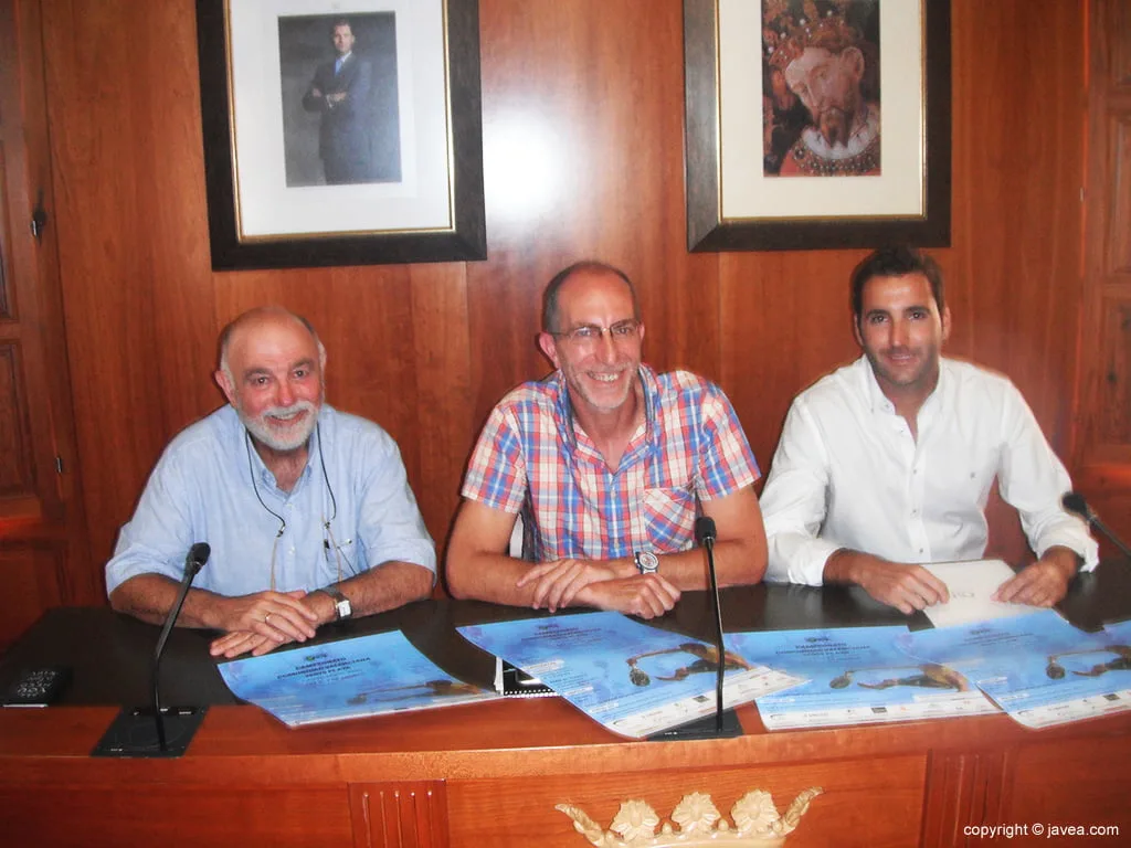 Guijarro junto a Colomer y Bas