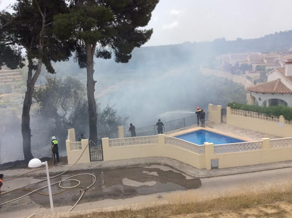Labores de extinción del incendio