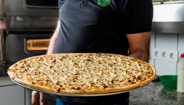 Pedir pizza tamaño familiar en Jávea