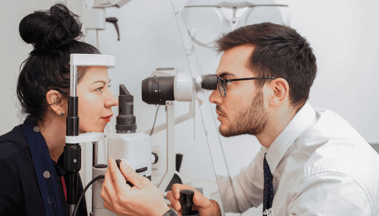 Revisa tu visión en Jávea - Specsavers