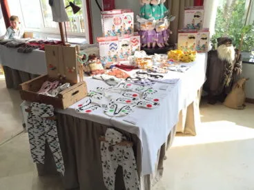 Uno de los puestos de la «IT is Trendy Market «