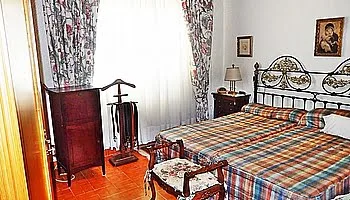 El dormitorio principal de la villa Marinabay Homes