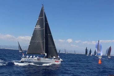 El barco «Pez de Abril» en plena regata
