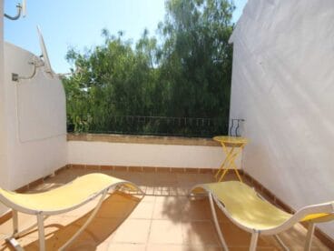 Terraza privada de la casa Atina Inmobiliaria