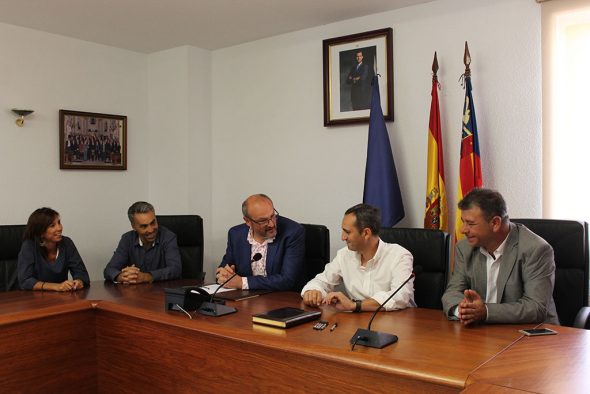 Cesar Sánchez se reune con el alcalde de Benitatxell