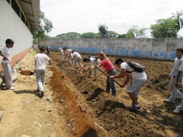 Proyecto Goteo, emprendido por la familia PERA
