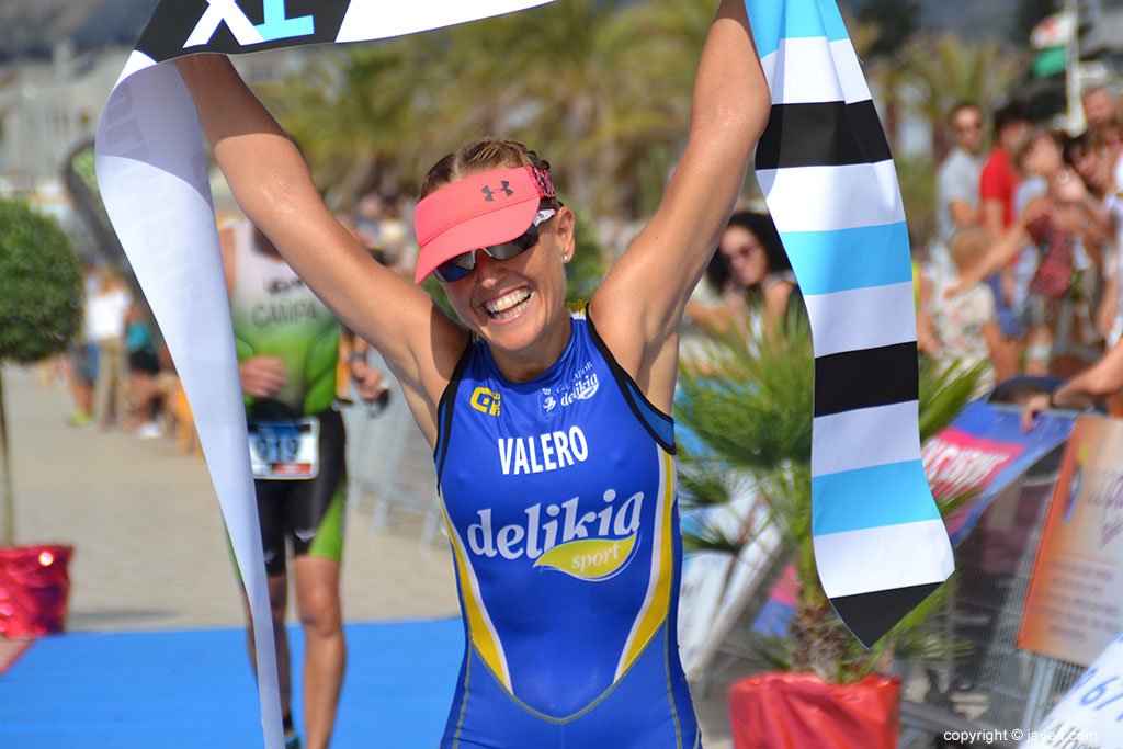 Silvia Valero la mejor en el triatlón Olímpico