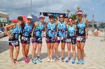 Triatletas del CT Antella