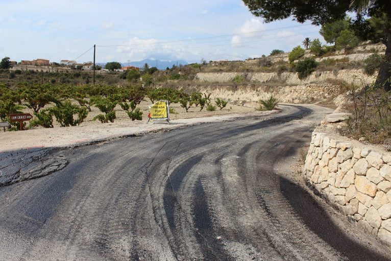 Obras de asfaltado en Benitatxell