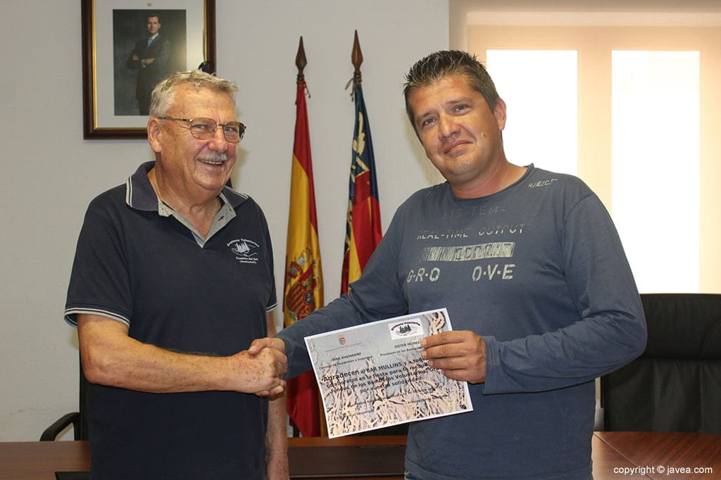 Reconocen el trabajo de los Bomberos Voluntarios de Benitatxell