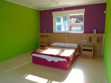 Dormitorio doble del chalet en alquiler Casa Nova Villas Inmobiliaria