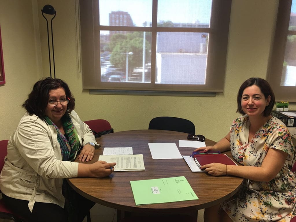 Montse Villaverde y Emilia Torán