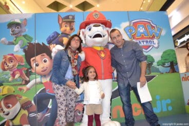Visita de la Patrulla Canina al Centro Comercial Portal de la Marina – Familia con Marshall