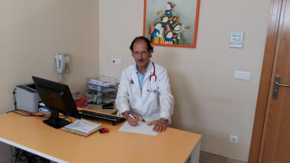 El pediatra, Gustavo Benaldez