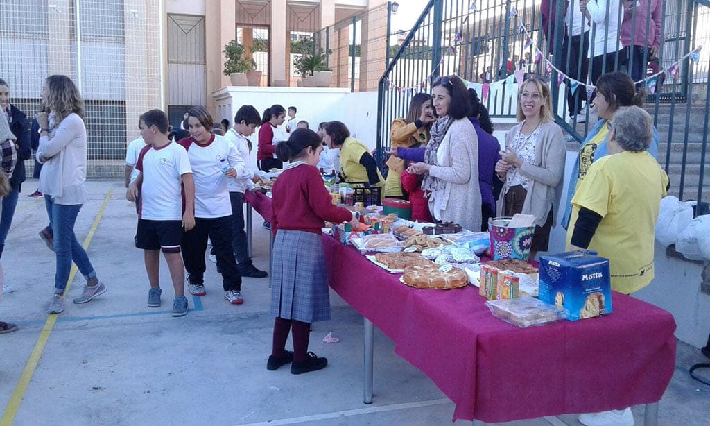 Merienda solidaria para Olaya