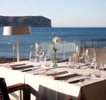 Mesa con vistas La Perla de Jávea