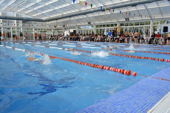 nadar contra el cancer