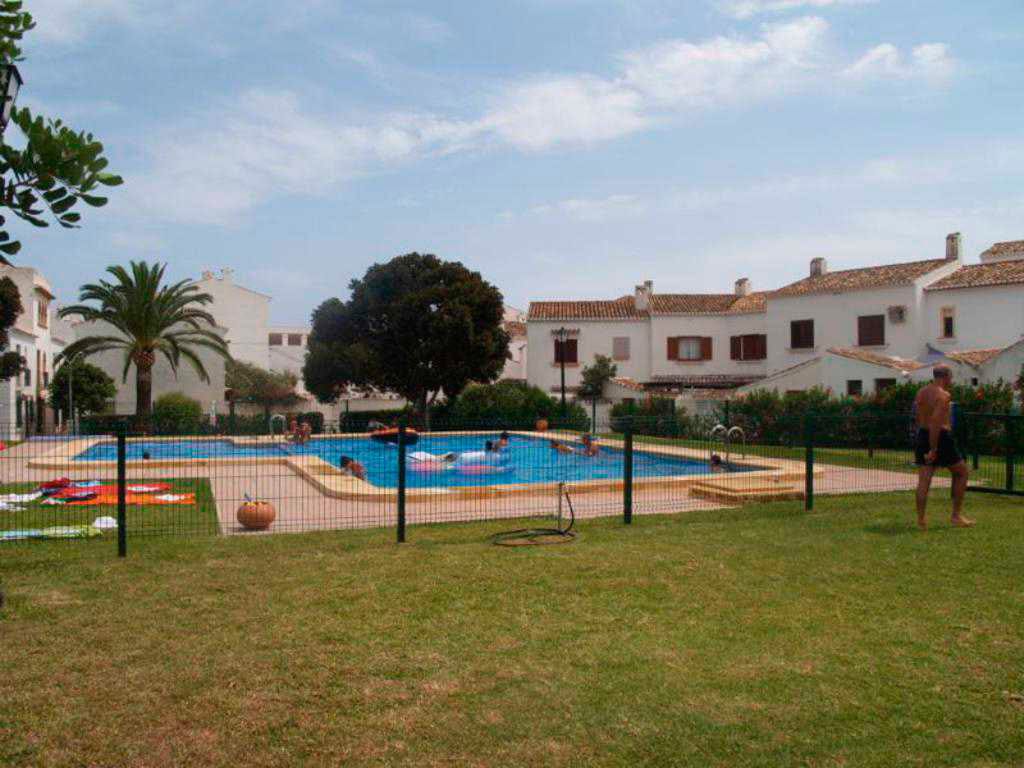 Piscina comunitaria Atina Inmobiliaria