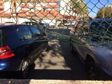 Valla de la zona infantil del Arenal