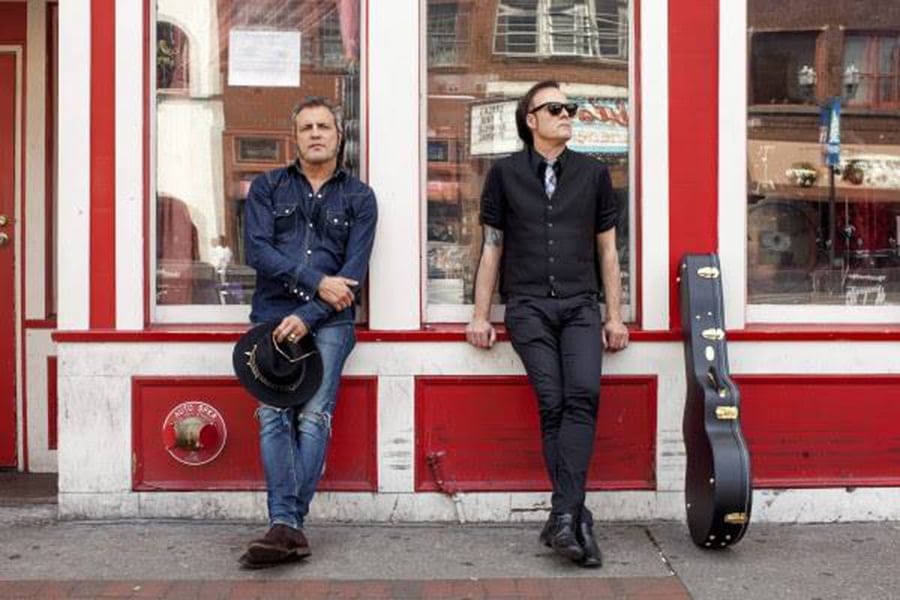 Carlos Tarque junto a Ricardo Ruipérez