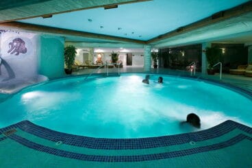 Piscina spa Hotel Daniya