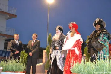 Cabalgata Reyes Magos Xàbia 2017 – Los reyes en el escenario