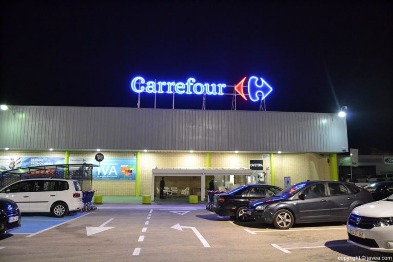 Carrefour abre sus puertas en Dénia