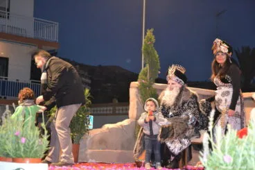 Cabalgata Reyes Magos Xàbia 2017 – Los reyes en el escenario
