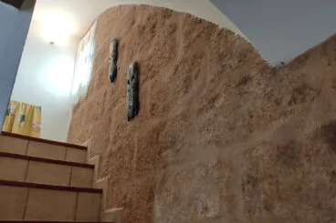 Paredes originales de piedra tosca en una propiedad en venta en Jávea – Xabiga Inmobiliaria