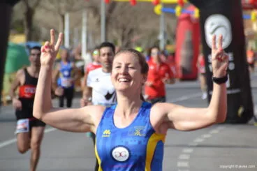 Cristina Roselló entrando en meta