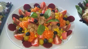Ensalada Mediterránea en Mirador Restaurante Bar Attico