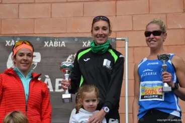 Mª Isabel Ferrer con Anna Berglind e Inge Van Den Broeck