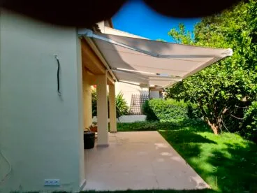 Jardín exterior Toldos Teo