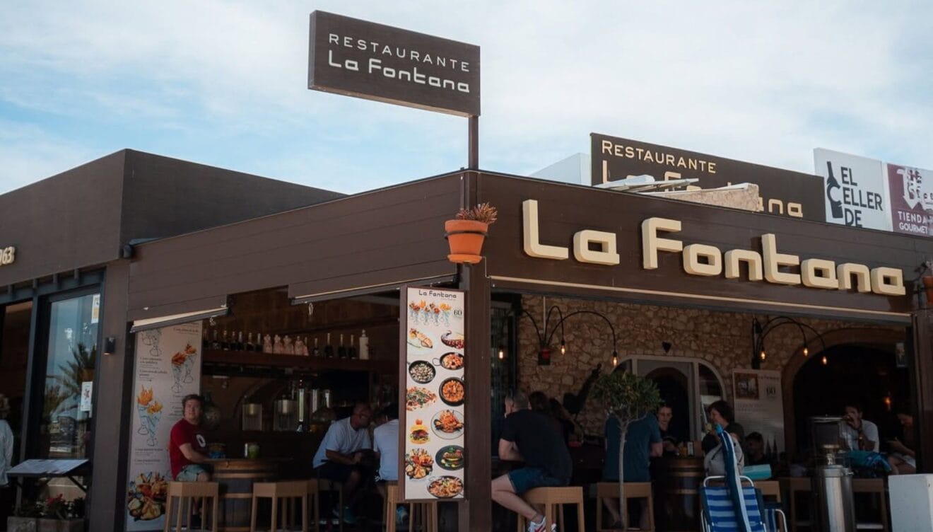 La Fontana en Playa del Arenal referente gastronómico frente al mar