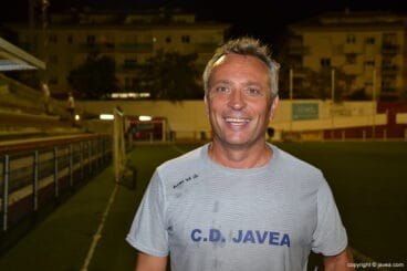 Antonio Villaescusa entrenador del CD Jávea