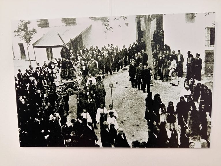 Foto antigua de la procesión del Nazareno