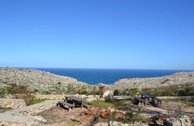 Imagen: Merendero Cabo de San Antonio