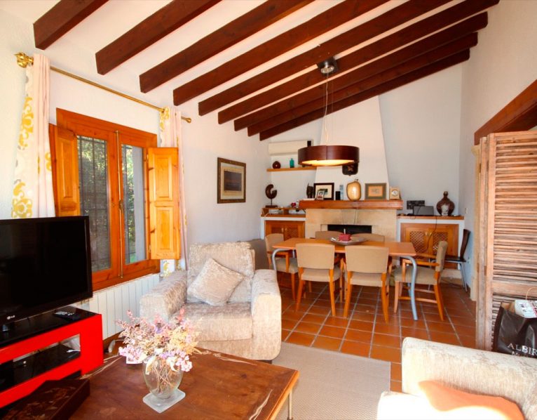 Living room with fireplace Villadom Spain
